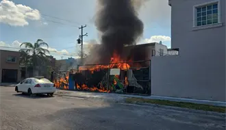 Incendio en taller mecánico de Guadalupe
