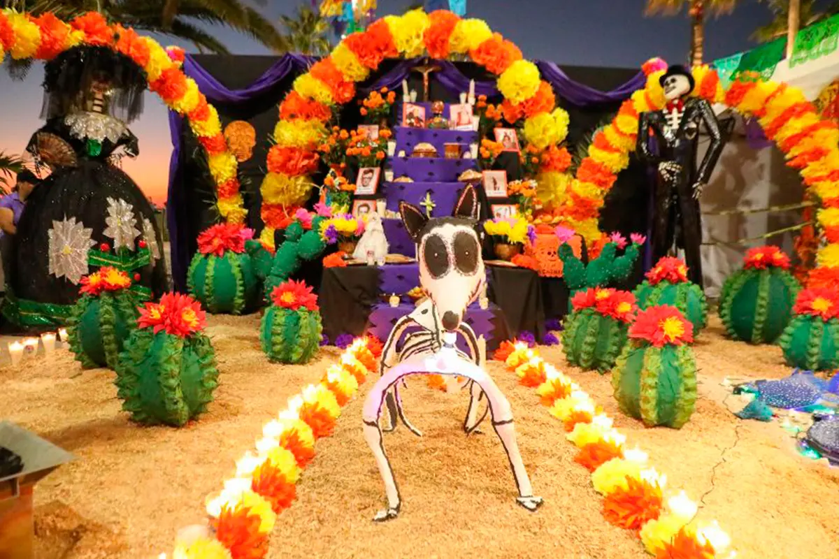 Así se vivió el Festival de Día de Muertos en el Malecón de La Paz