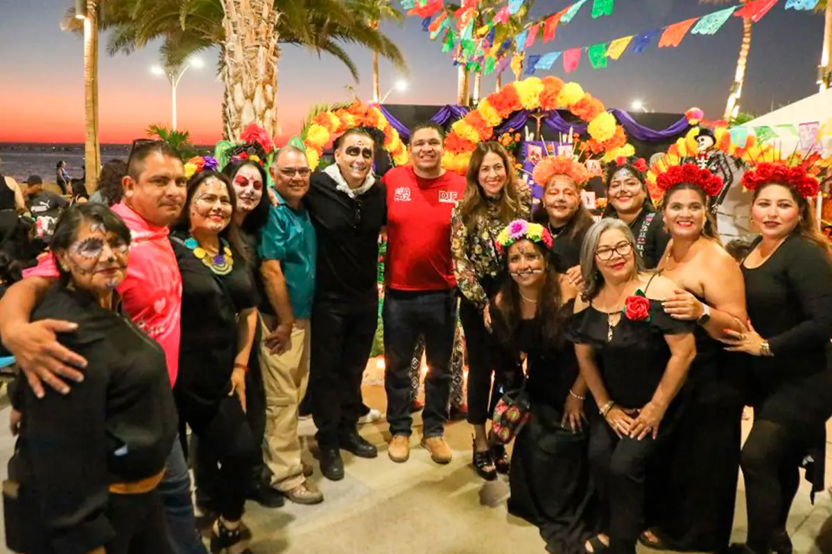 Así se vivió el Festival de Día de Muertos en el Malecón de La Paz