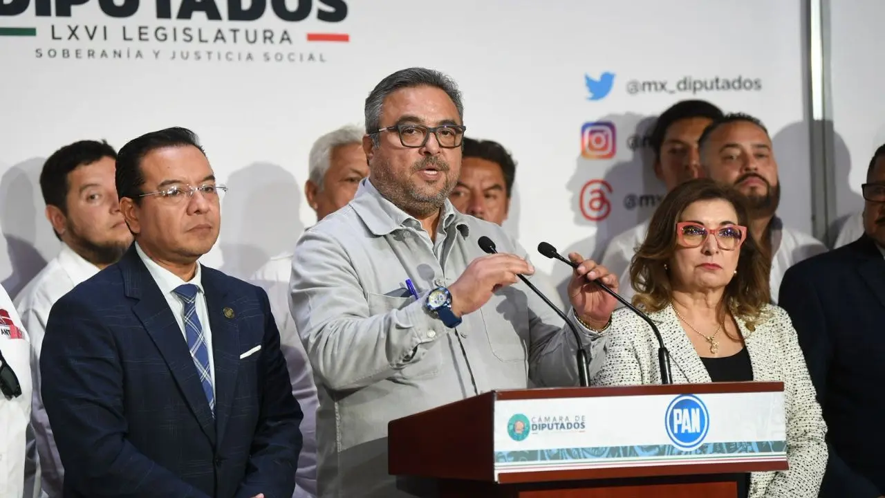 Diputado Federal Víctor Pérez Díaz Foto: Congreso de Nuevo León