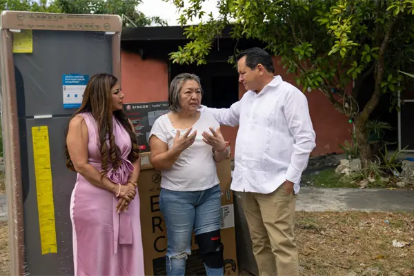 Del miedo a la solidaridad, la historia de Regina y el apoyo que recibió tras perder su casa en un incendio en Xcanatún Del miedo a la solidaridad, la historia de Regina y el apoyo que recibió tras perder su casa en un incendio en Xcanatún