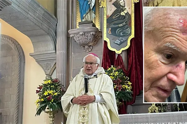 Obispo emérito de Saltillo, Raúl Vera, sufre caída en el Centro Histórico