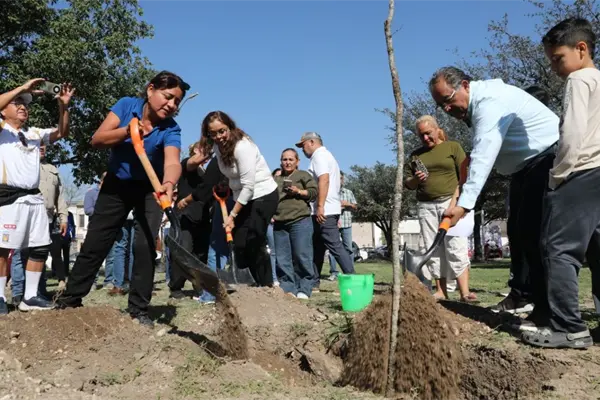 Escobedo avanza hacia un entorno más verde con reforestación comunitaria Escobedo avanza hacia un entorno más verde con reforestación comunitaria