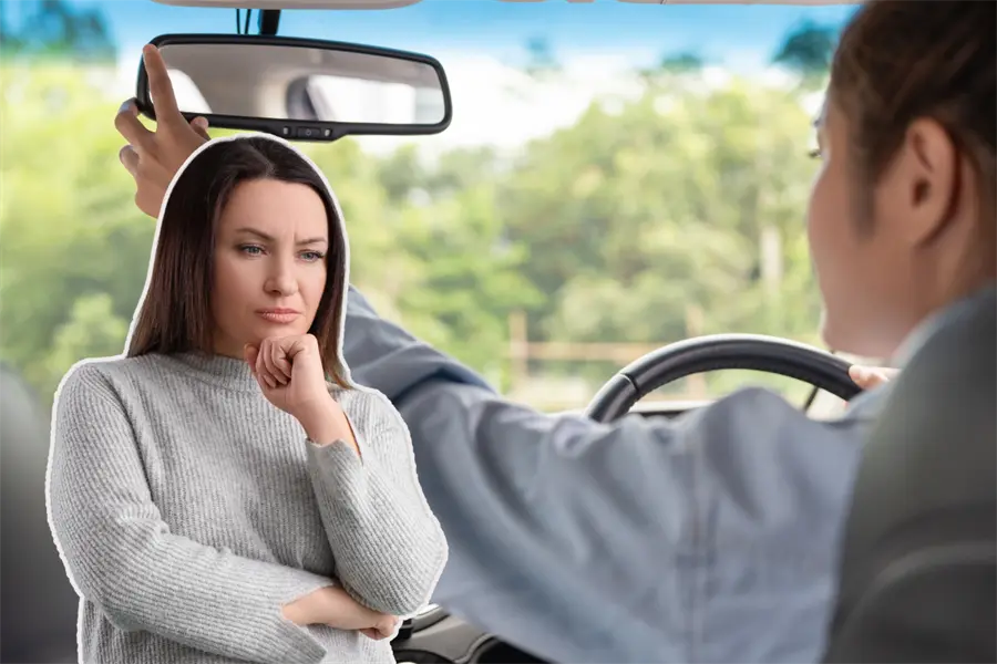 Tras el fin del programa federal, Víctor Castro llama a cerrar la frontera a los autos “chocolate”