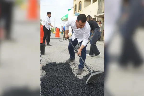 Juanjo Salazar exige solución de fondo a la crisis de baches en Ciudad Victoria