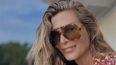 Montserrat Oliver recibe un insólito regalo en su cumpleaños que sorprendió a todos