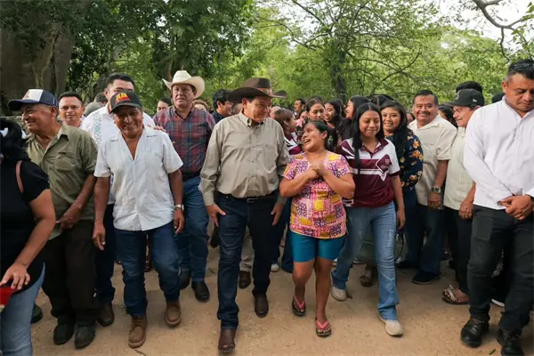 Renacimiento Agropecuario lleva apoyos, vivienda y proyectos educativos al sur de Yucatán Renacimiento Agropecuario lleva apoyos, vivienda y proyectos educativos al sur de Yucatán