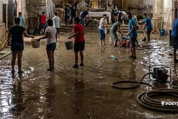Intensa lluvia provoca inundación en parroquia de San Nicolás de los Garza Intensa lluvia provoca inundación en parroquia de San Nicolás de los Garza