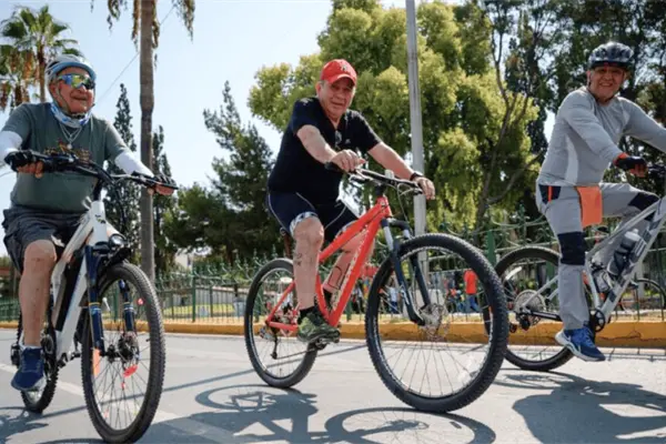 La Ruta Recreativa une a las familias saltillenses en una jornada de salud y diversión al aire libre La Ruta Recreativa une a las familias saltillenses en una jornada de salud y diversión al aire libre